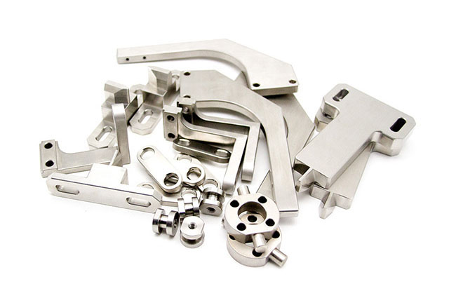 找鋁型材邊框加工廠家，我們選擇深圳鑫創(chuàng)盟準(zhǔn)沒(méi)錯(cuò)！