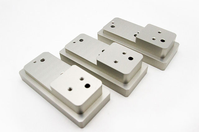 cnc加工中心大批量生產如何保證產品精度?