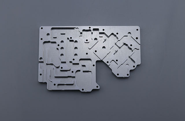 數控管板零件加工有什么優勢？