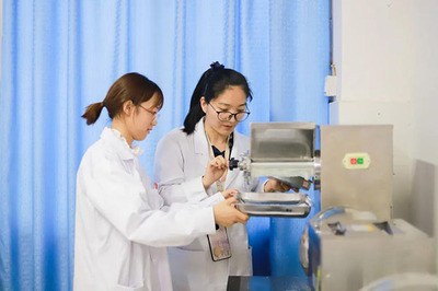 高質(zhì)發(fā)展,爭創(chuàng)一流:走進云南醫(yī)藥健康職業(yè)學院藥學系